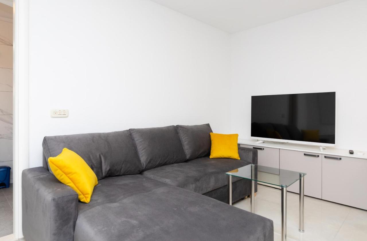 Apartmani Canaki ซูเปตาร์ ภายนอก รูปภาพ