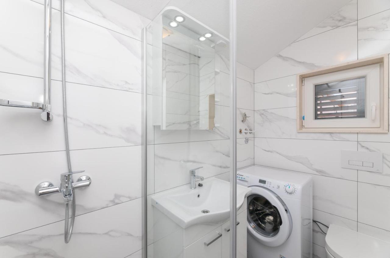 Apartmani Canaki ซูเปตาร์ ภายนอก รูปภาพ